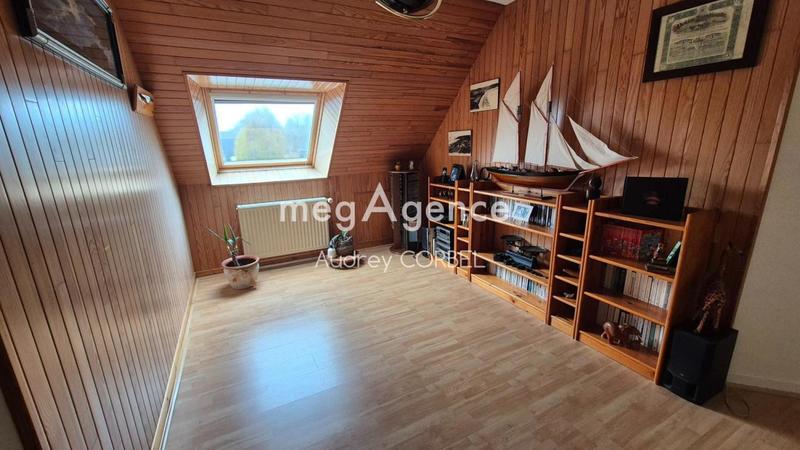 Maison - 192 m² - 9 pièces