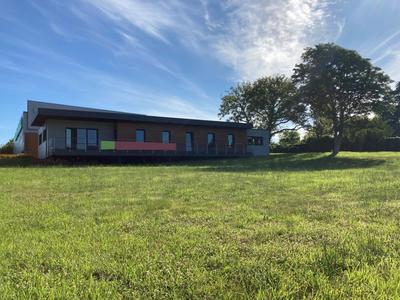 Local d'activité / Entrepôt - 900 m²