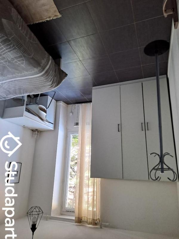 Chambre - 9 m² - 1 pièce