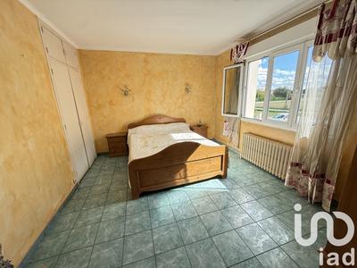 Maison - 330 m² - 14 pièces