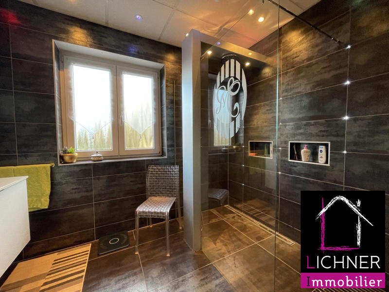 Maison - 165 m² - 7 pièces