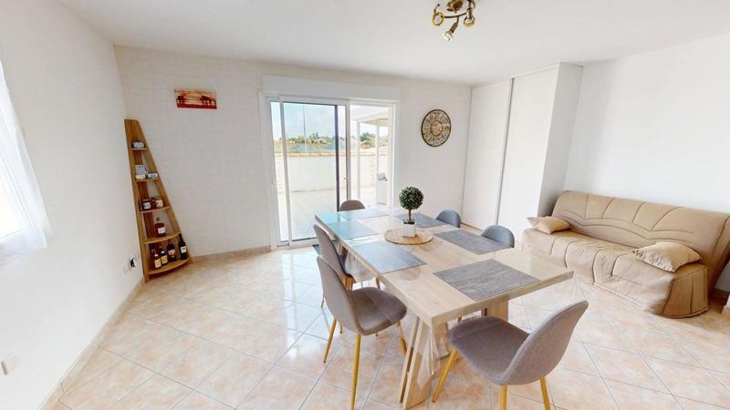 Maison - 94 m² - 4 pièces