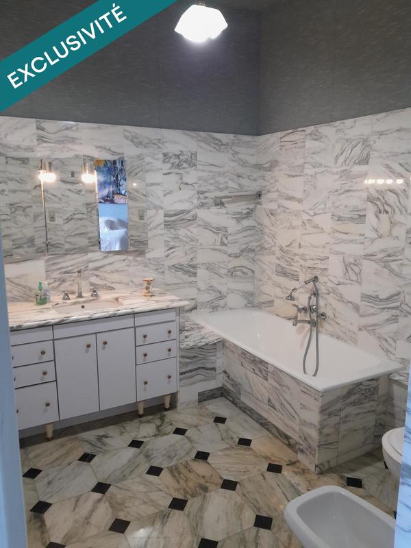 Maison de maîtres - 453 m² - 15 pièces