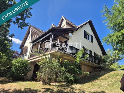 Maison - 137 m² - 5 pièces