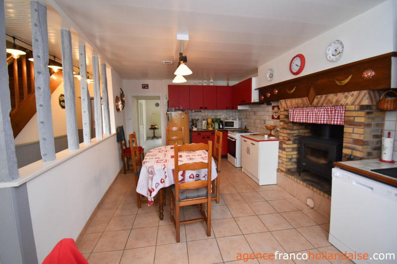 Maison jumelée - 145 m² - 6 pièces
