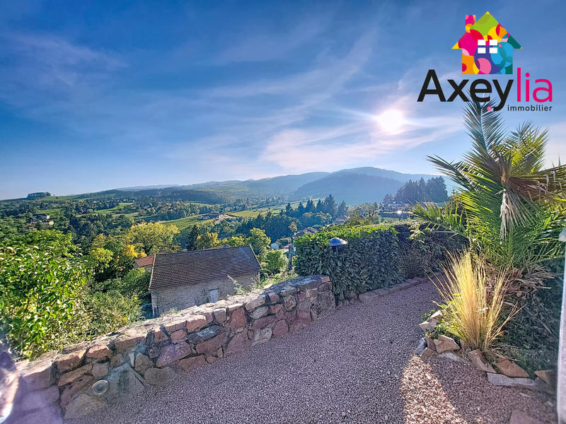 Maison - 149 m² - 7 pièces