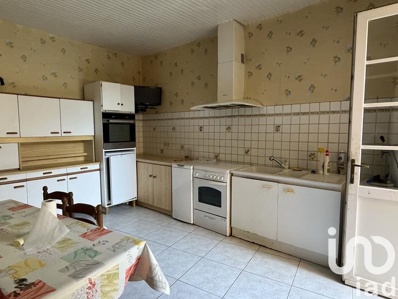 Maison - 310 m² - 11 pièces