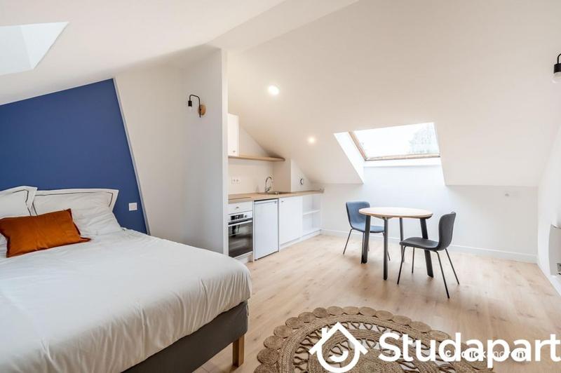 Chambre - 184 m² - 1 pièce