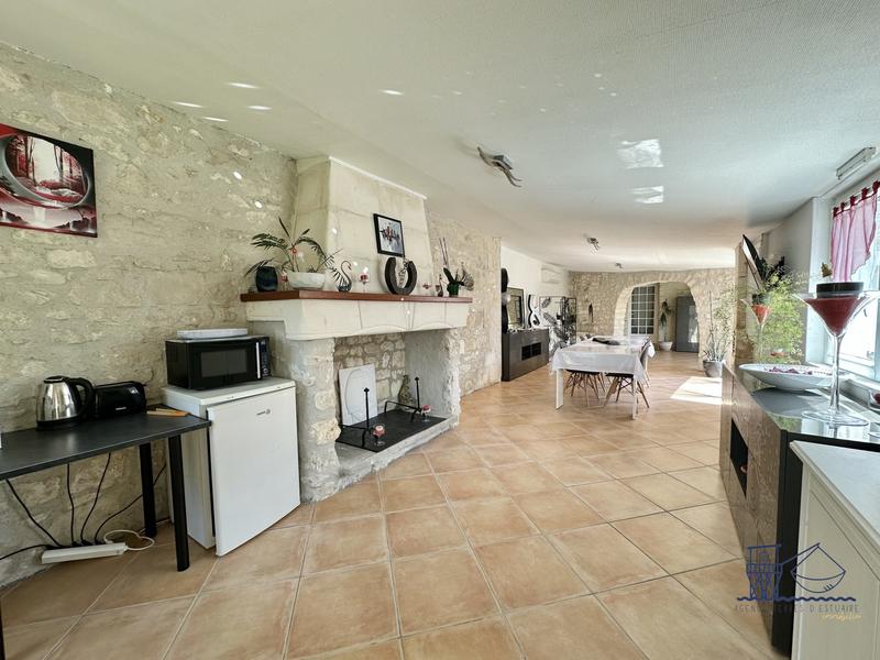 Maison ancienne - 272 m² - 9 pièces