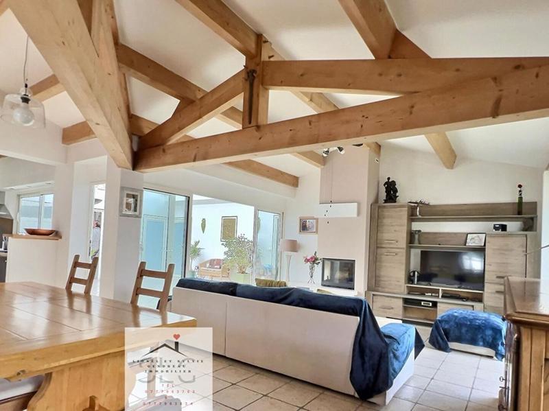 Maison - 165 m² - 7 pièces