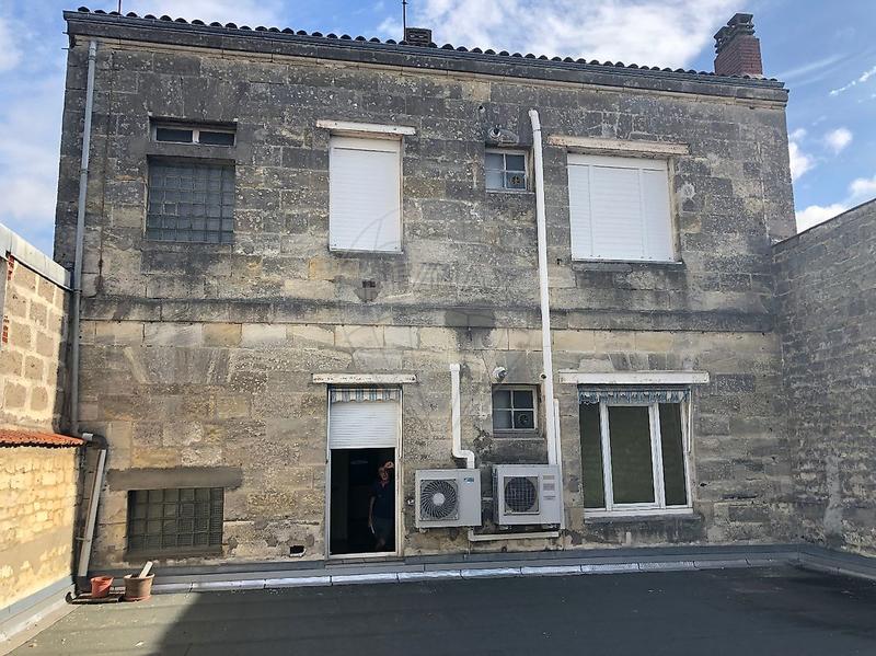 Immeuble - 174 m² - 10 pièces