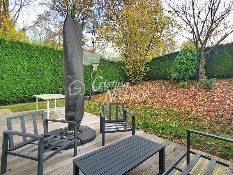 Maison - 98 m² - 5 pièces