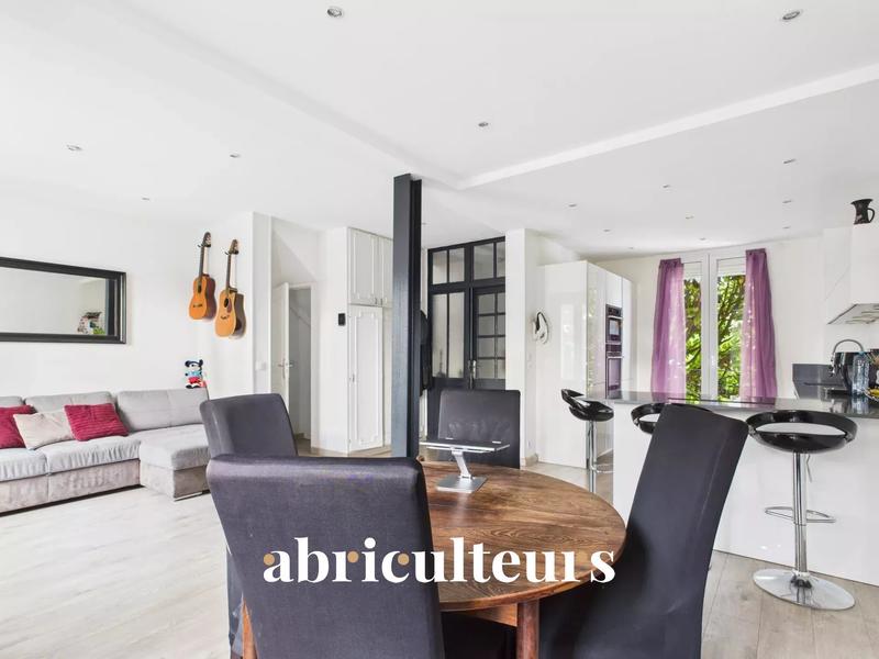 Maison - 130 m² - 6 pièces