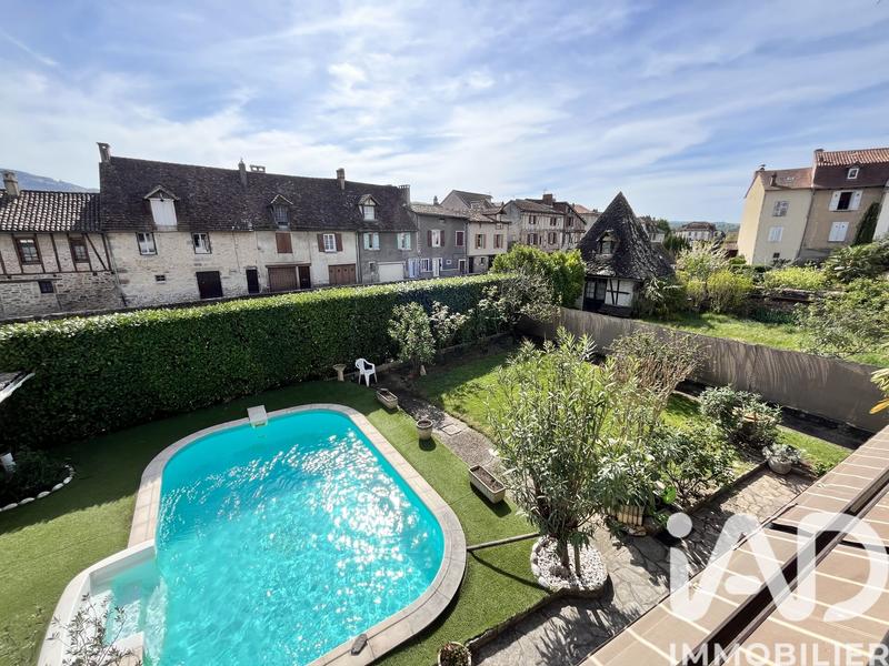 Maison de ville - 148 m² - 6 pièces