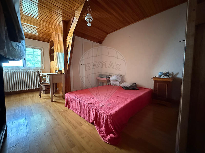 Maison - 105 m² - 5 pièces