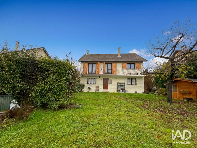 Maison - 174 m² - 8 pièces