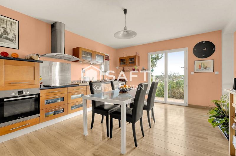 Maison - 206 m² - 8 pièces