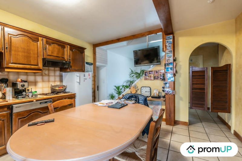 Maison ancienne - 225 m² - 8 pièces