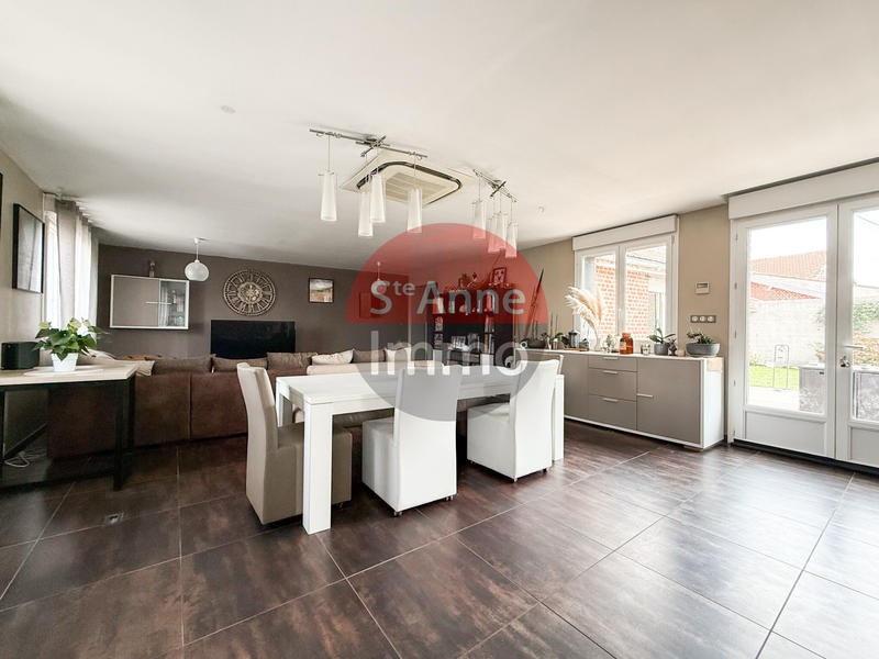 Maison - 192 m² - 6 pièces