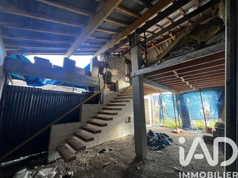 Maison - 300 m² - 5 pièces