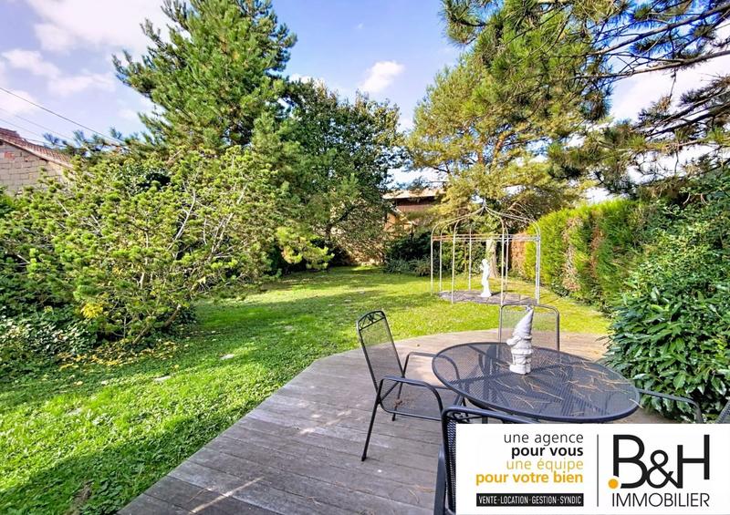 Maison - 203 m² - 6 pièces