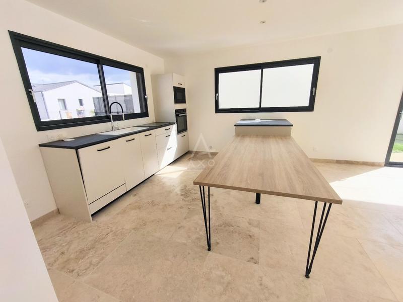 Pavillon - 138 m² - 7 pièces