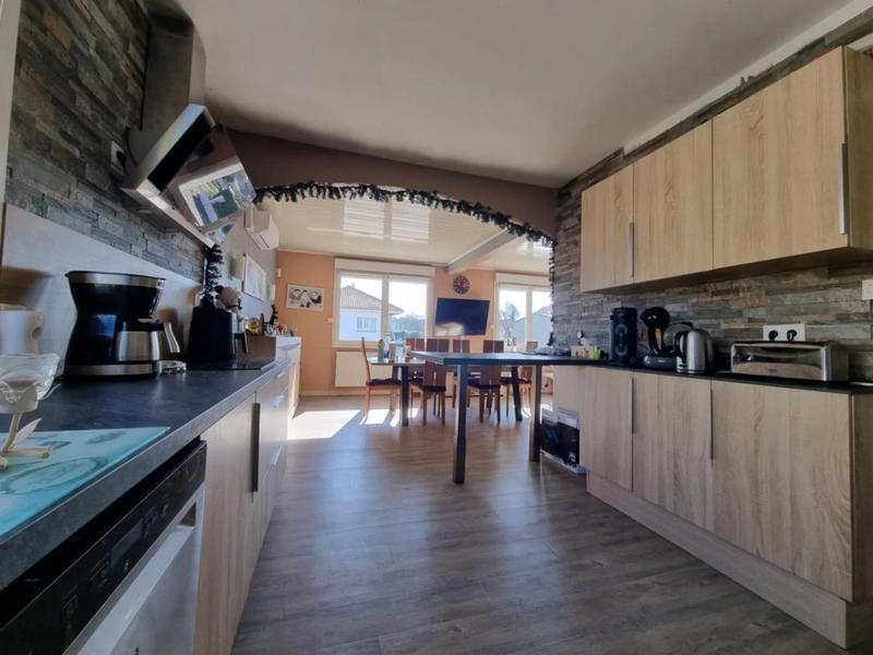 Maison de village - 100 m² - 4 pièces