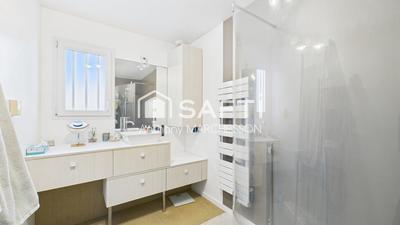 Maison - 157 m² - 6 pièces