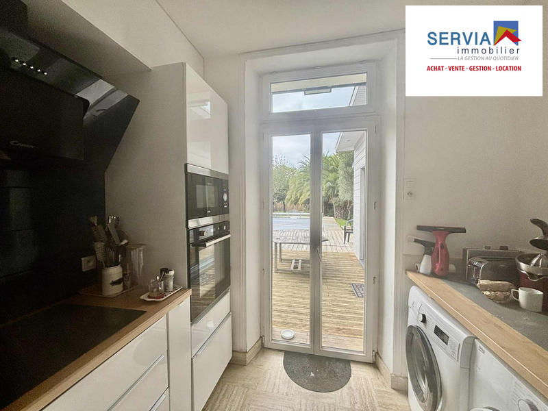 Maison - 150 m² - 7 pièces