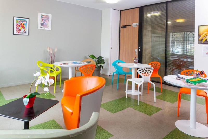 Studio - 14 m² - 1 pièce