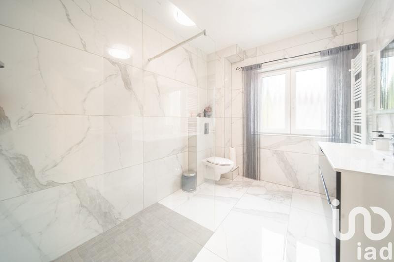 Maison - 118 m² - 5 pièces