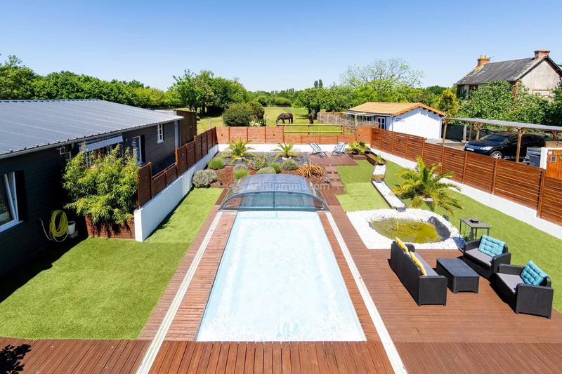 Maison - 175 m² - 10 pièces