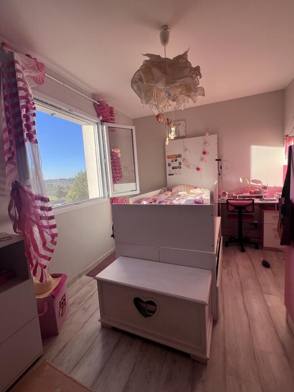 Maison - 137 m² - 5 pièces