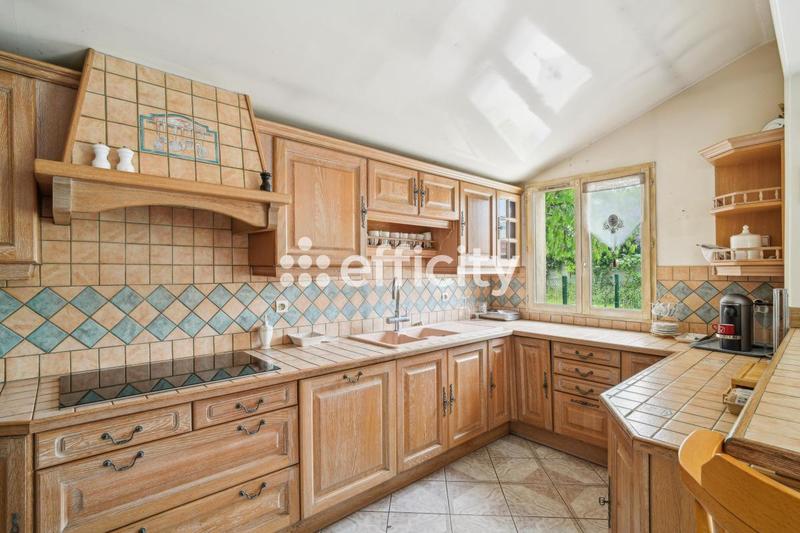 Maison - 131 m² - 6 pièces