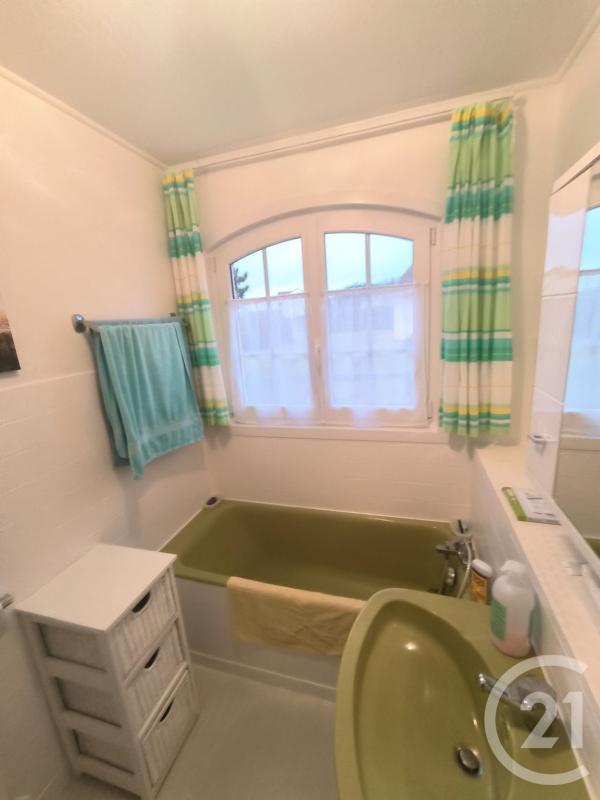 Villa - 93 m² - 5 pièces