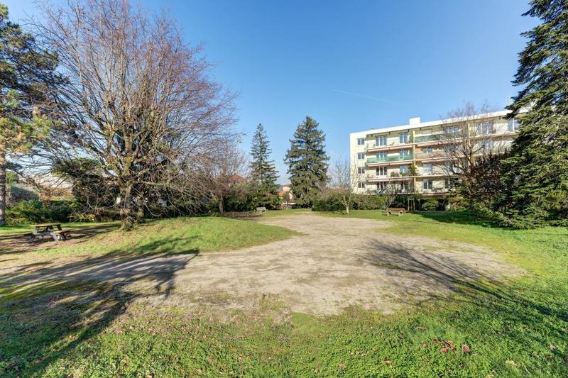 Appartement - 101 m² - 4 pièces