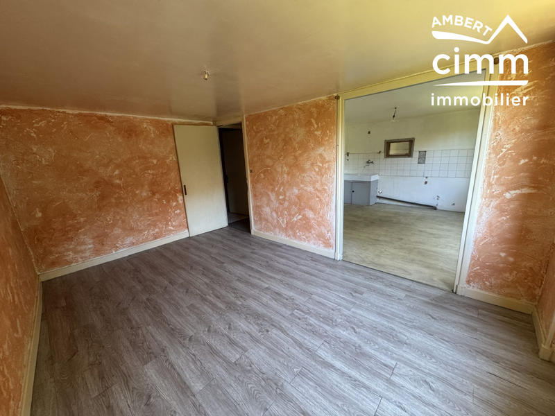 Maison - 180 m² - 12 pièces