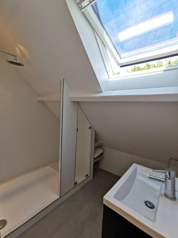 Maison - 157 m² - 9 pièces