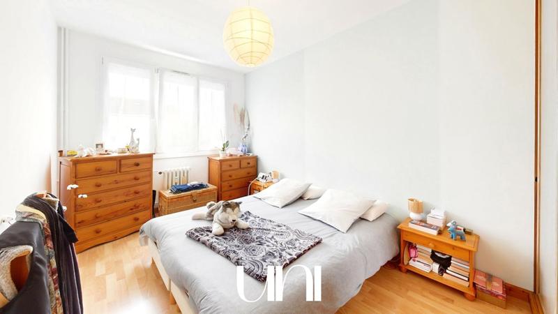 Appartement - 722 m² - 3 pièces