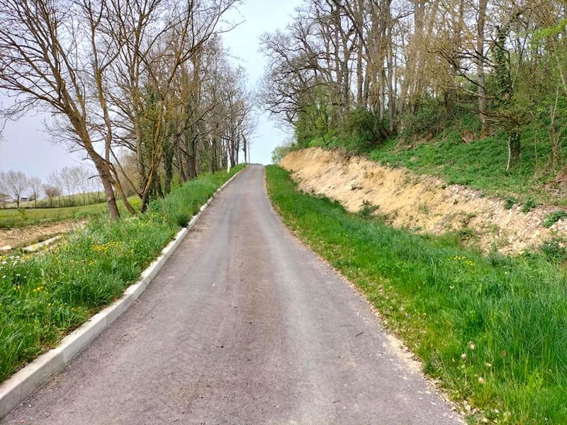 Terrain constructible - 2 735 m²