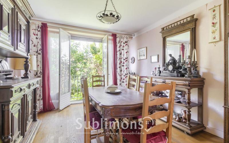 Maison traditionnelle - 125 m² - 5 pièces