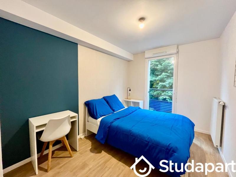 Chambre - 10 m² - 1 pièce