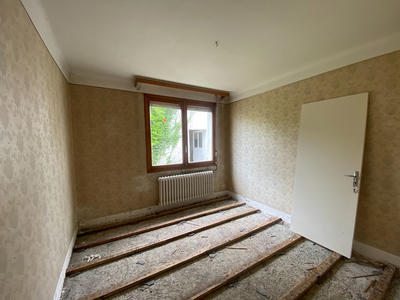 Maison - 102 m² - 5 pièces