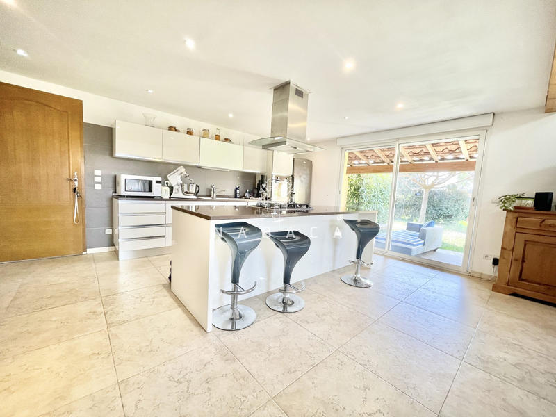 Maison - 114 m² - 4 pièces