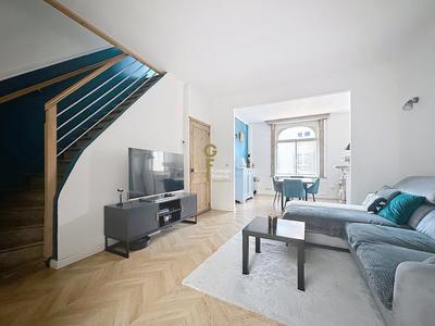 Maison - 111 m² - 6 pièces