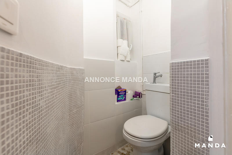 Chambre - 11 m² - 5 pièces