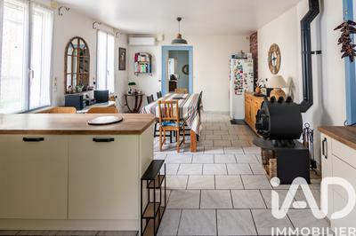 Maison - 140 m² - 7 pièces