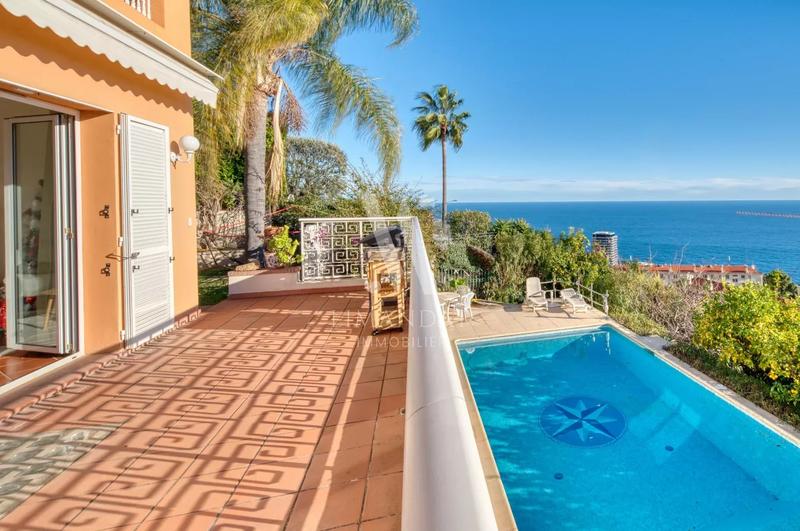 Villa - 165 m² - 6 pièces