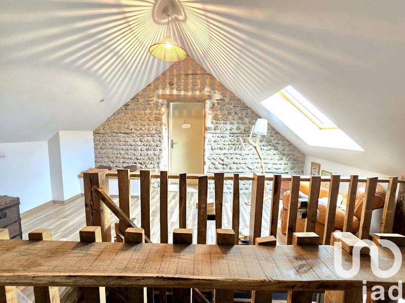 Maison - 382 m² - 9 pièces