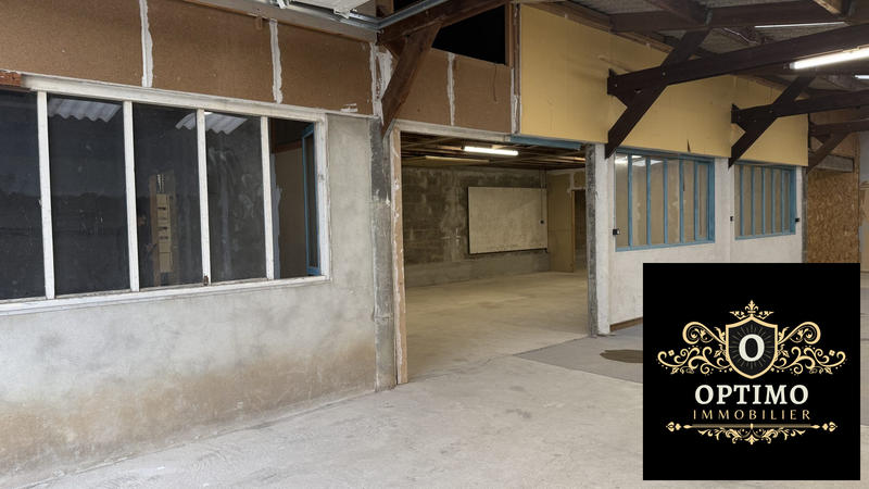 Local commercial - 240 m²